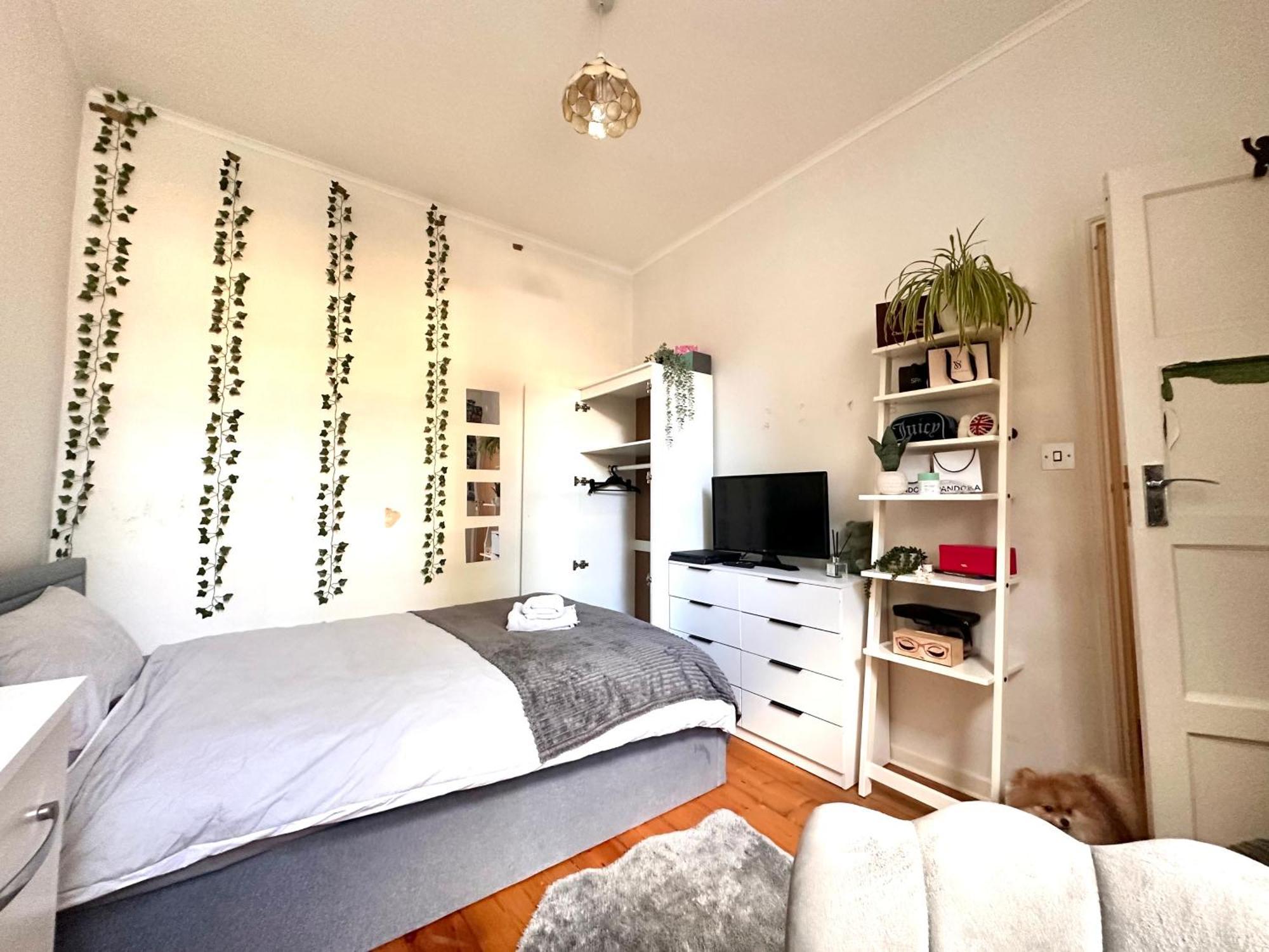 A Lovely Guest Room In West London Exterior photo
